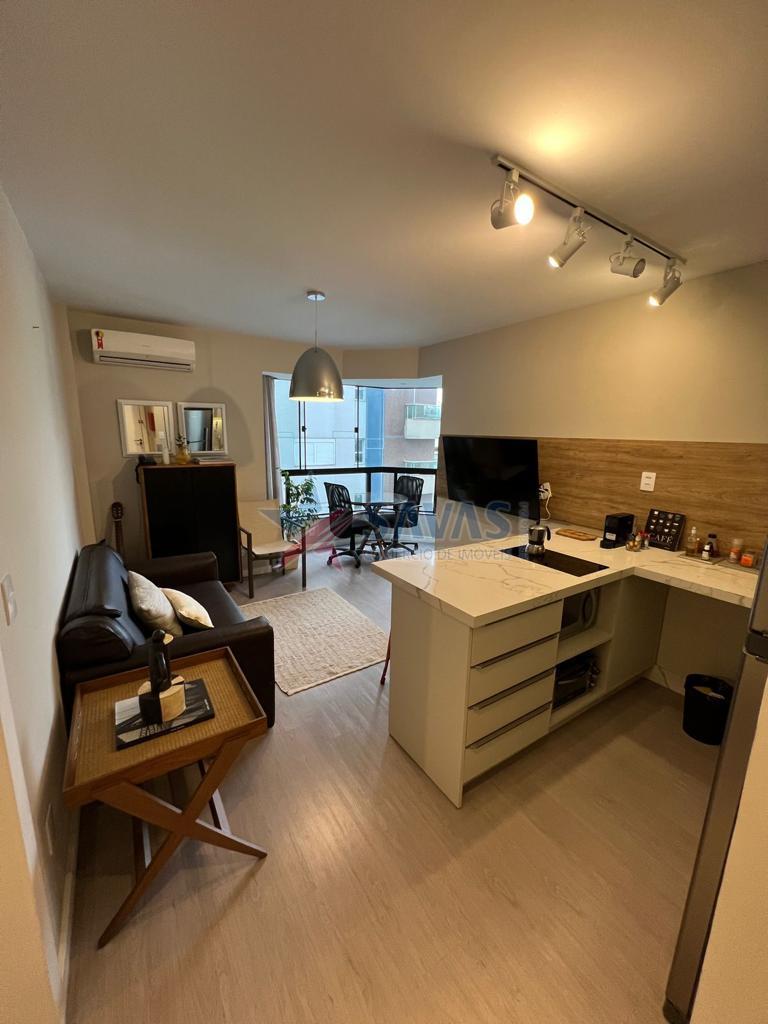 INTERESSANTE APTO 1 DORMITÓRIO - MOBILIADO